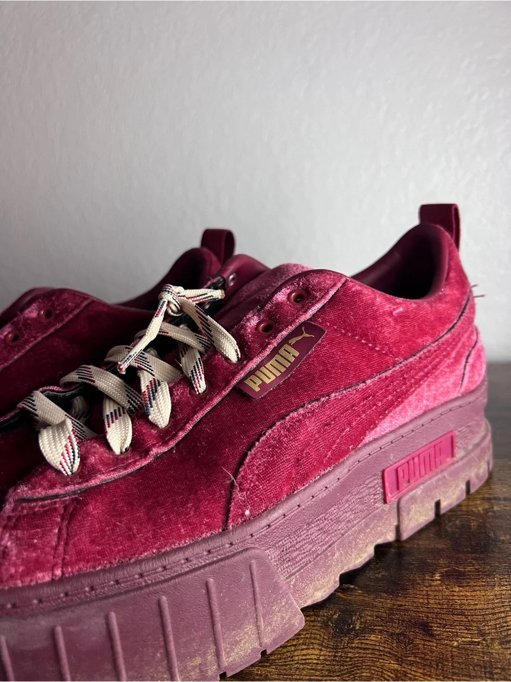 Puma Women's Velvet Platform Sneakers in Burgundy - Picture 4 of 9